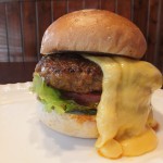 キラウエアチーズバーガー
